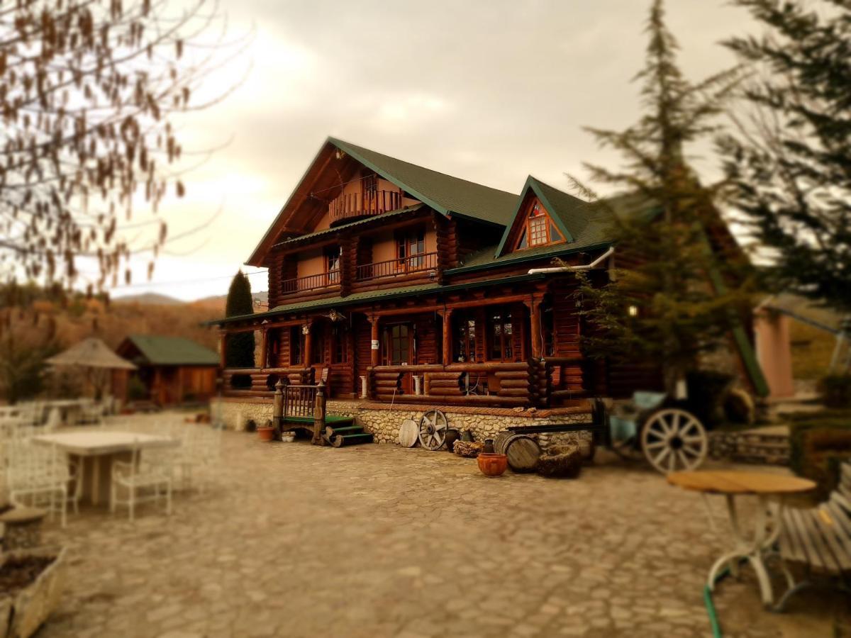 Sofra Kolonjare Agroturizem Hotel Erseke Buitenkant foto