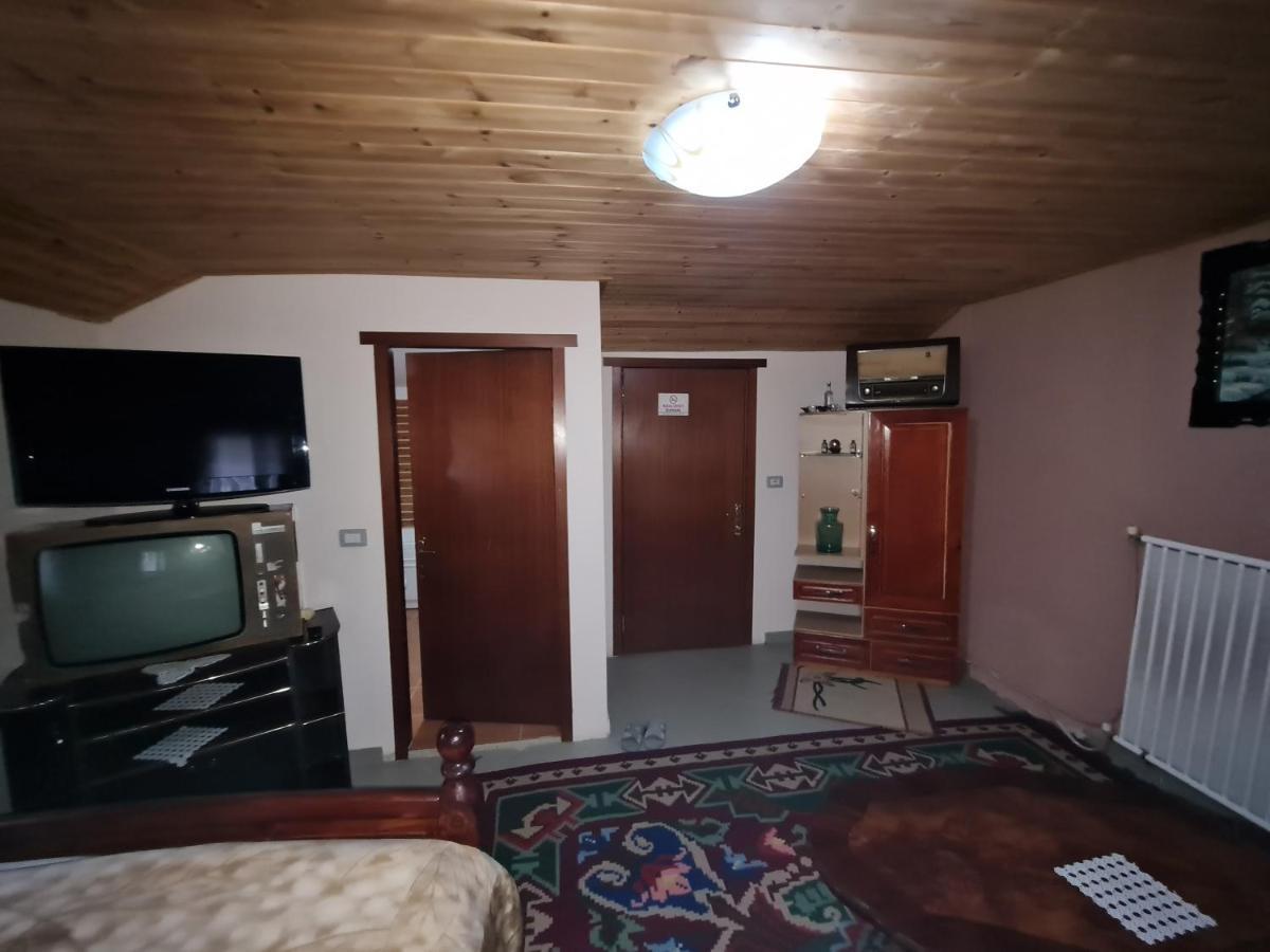 Sofra Kolonjare Agroturizem Hotel Erseke Buitenkant foto