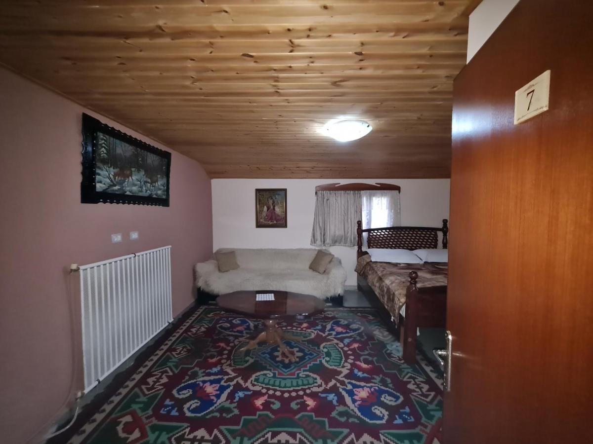 Sofra Kolonjare Agroturizem Hotel Erseke Buitenkant foto