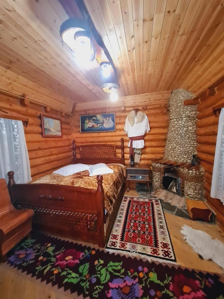 Sofra Kolonjare Agroturizem Hotel Erseke Buitenkant foto